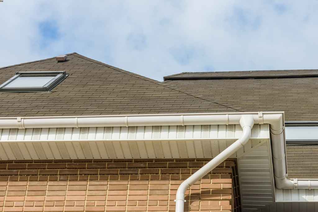 Great Bend, KS best seamless gutter installation company