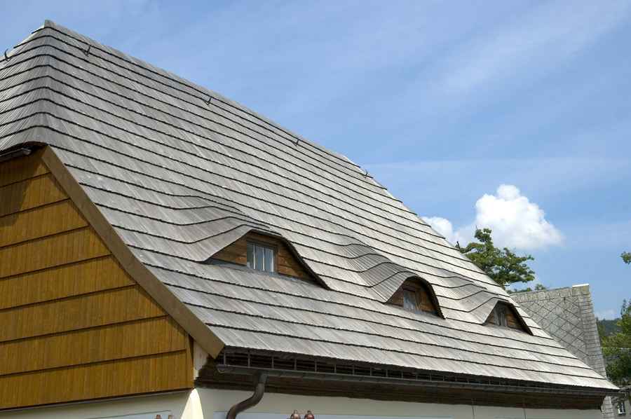 reasons to choose a cedar roof, cedar roof installation, cedar roof replacement, Hillsboro